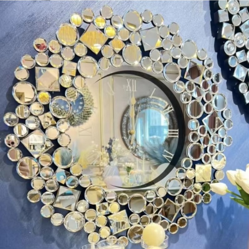 Relógio de Luxo Simples de Est - Luxury Lifestyle Hotel avaliação e preço