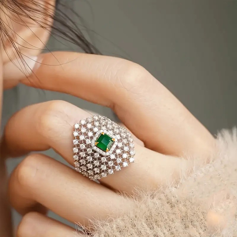 Novo Estilo 2026, Anel de Zirc - Luxury Lifestyle Magazine avaliação e preço